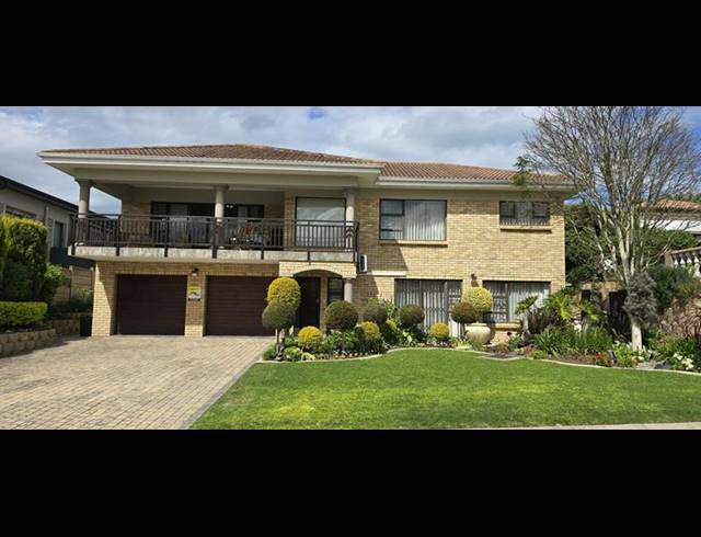 4 BEDROOM HOUSE FOR SALE IN FRAAIUITSIG